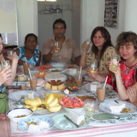 Anura Home Stay Kalutara Esterno foto