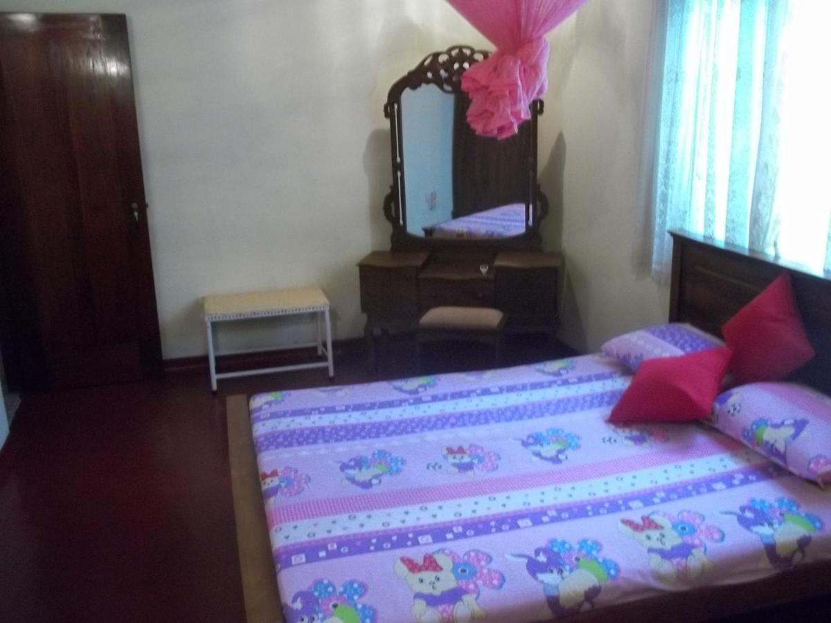 Anura Home Stay Kalutara Esterno foto