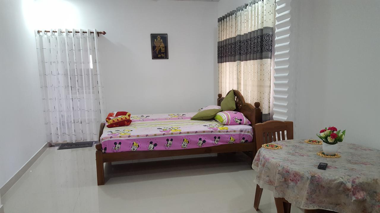Anura Home Stay Kalutara Esterno foto
